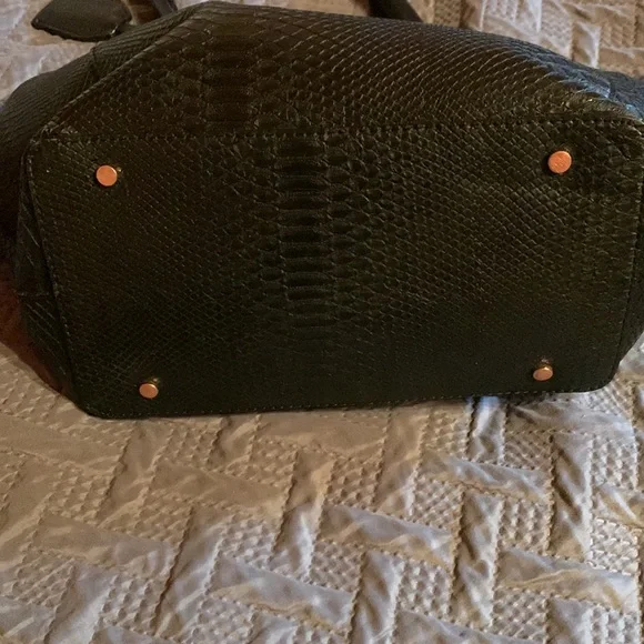 Purse - Picture 3 of 12